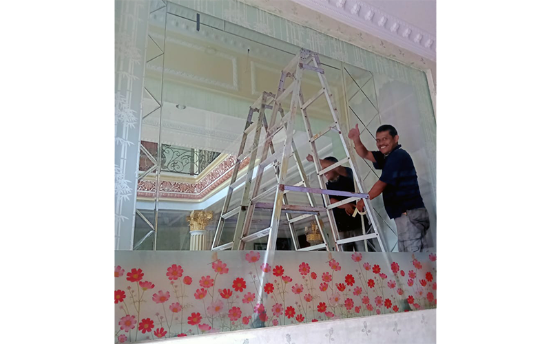 Cermin Bevel Kaca patri palembang AZ